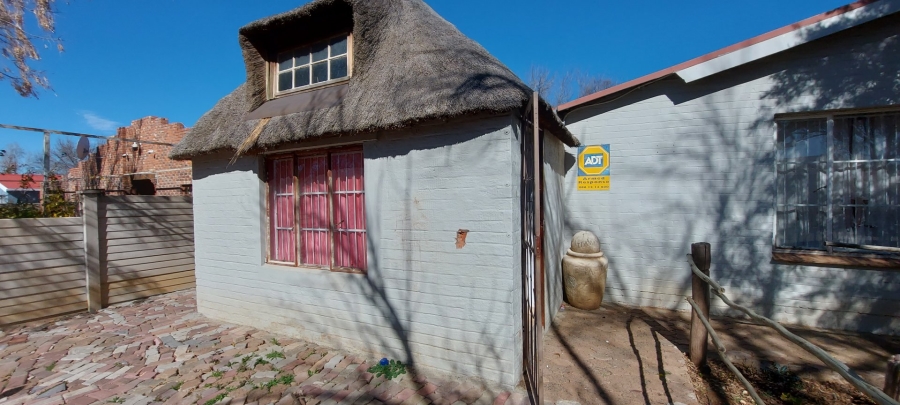 15 Bedroom Property for Sale in Brandwag Free State